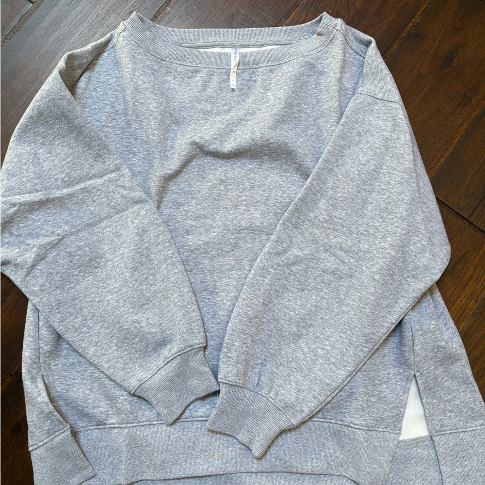 Fabletics // Cozy Fleece Oversized Sweatshirt (NWOT)